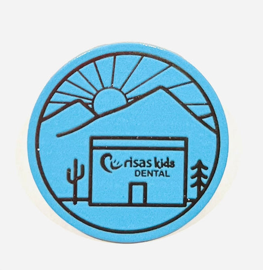 Risas Kids Landscape Metal Pin